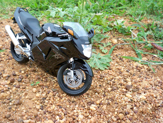 Honda CBR1100XX Blackbird – AutoMax