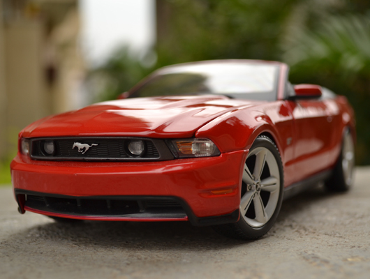 Ford Mustang GT Convertible 2010 – Maisto