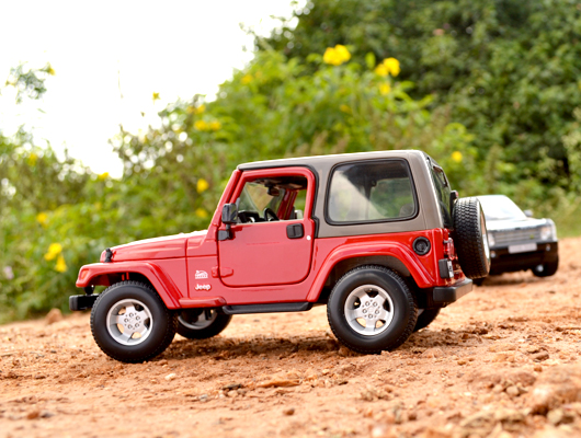 Jeep Wrangler Sahara – Bburago