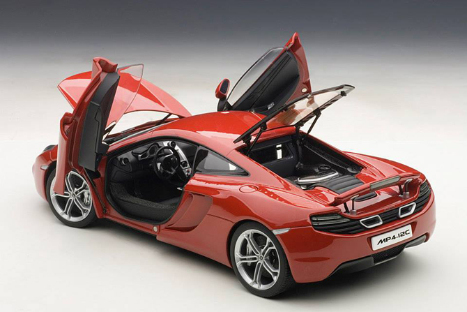 autoart_mclaren_mp4_12c_red_4