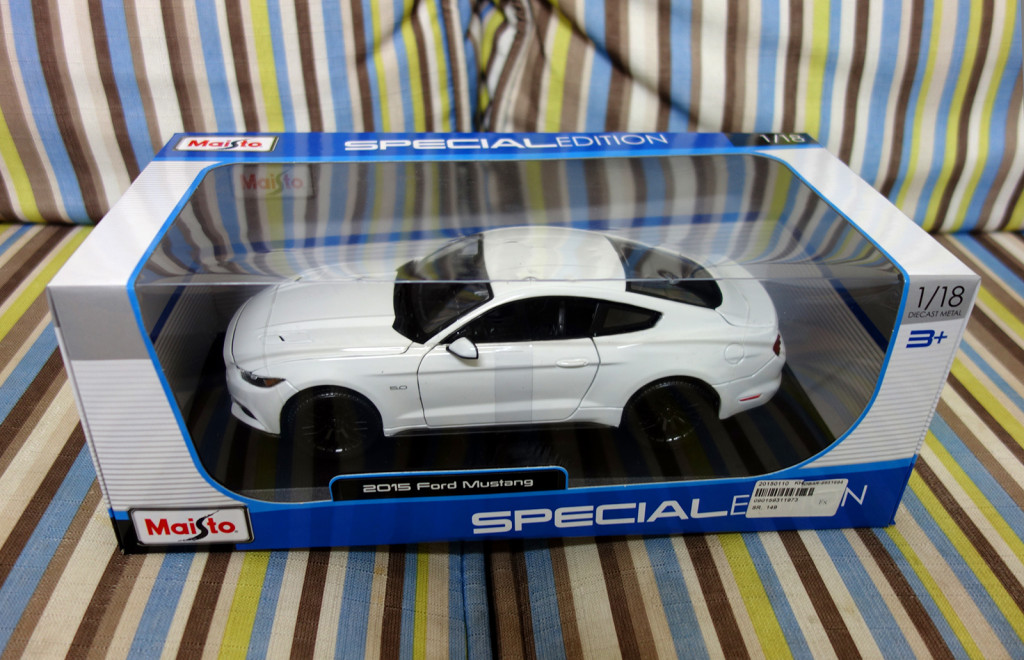 Maisto 1:18 Ford Mustang 2015 - Boxed