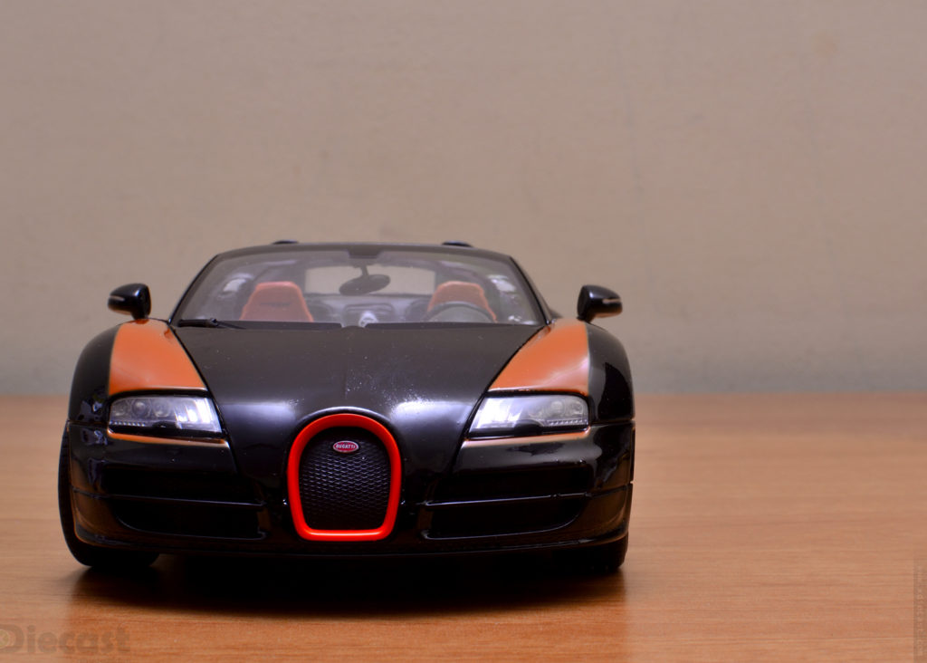 Rastar Bugatti Veyron Grand Sport Vitesse - Front View