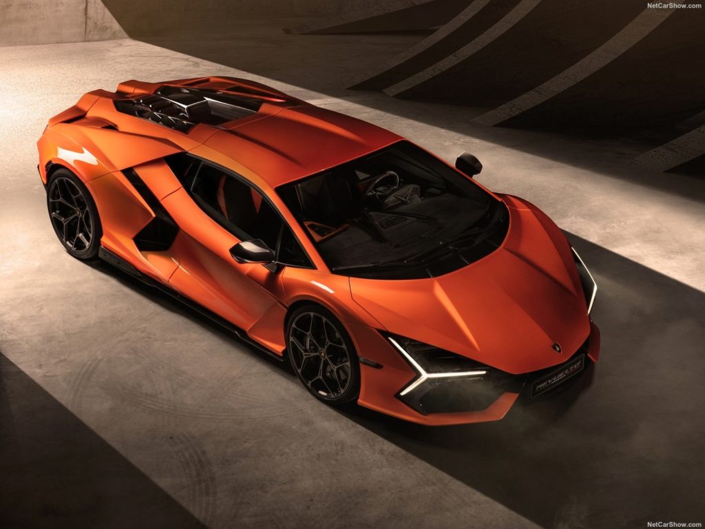 Lamborghini Revuelto 2024 - Front