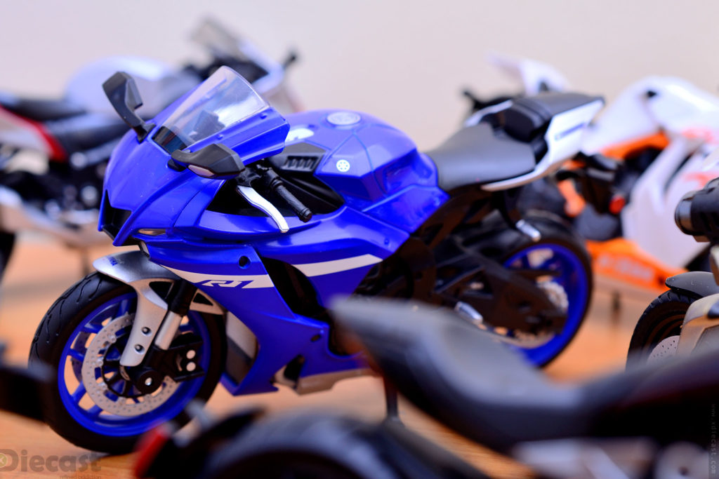 Yamaha R1 - Diecast Motorbike Collection - 2023