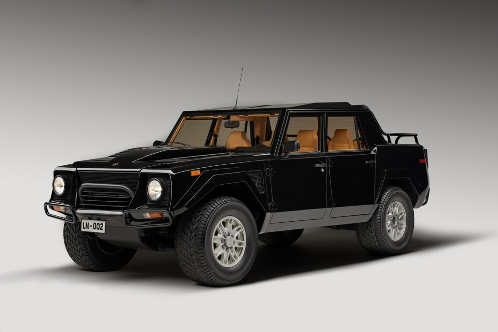 Lamborghini LM002 - Front