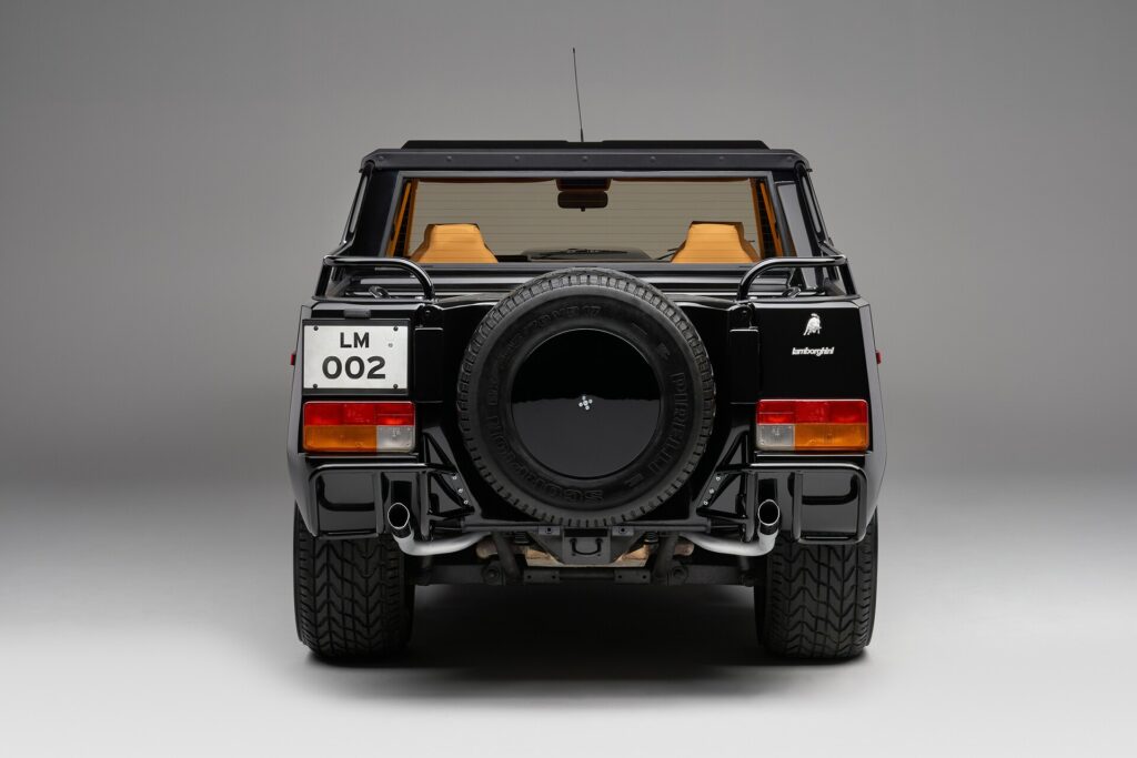 Lamborghini LM002 - Rear