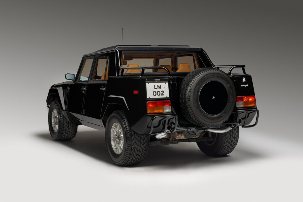 Lamborghini LM002 - Rear