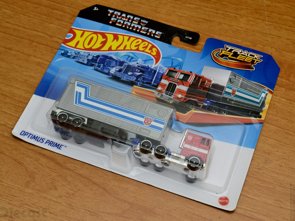 Hot Wheels Track Fleet - Optimus Prime - Package