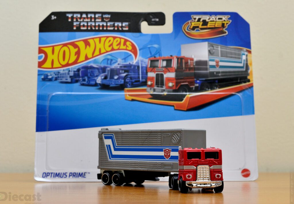 Hot Wheels Track Fleet - Optimus Prime - Package