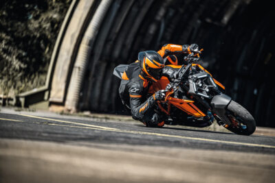 Welly to Unleash 1:12 scale KTM 1390 Super Duke R